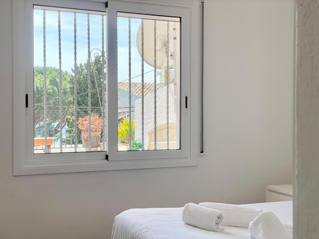 Apartamento Familiar En Canyelles โรเซส ภายนอก รูปภาพ
